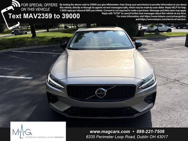 2024 Volvo S60 Plus Dark Theme