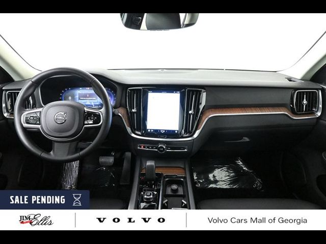 2024 Volvo S60 Plus Dark Theme