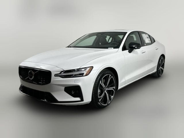 2024 Volvo S60 Plus Dark Theme