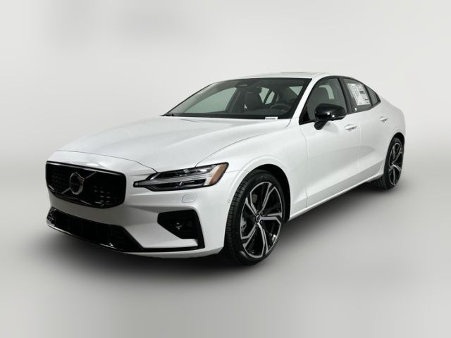 2024 Volvo S60 Plus Dark Theme