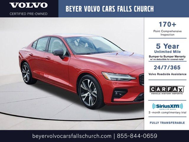 2024 Volvo S60 Plus Dark Theme