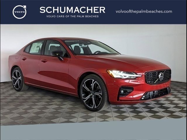 2024 Volvo S60 Plus Dark Theme