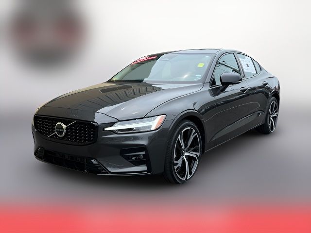 2024 Volvo S60 Plus Dark Theme