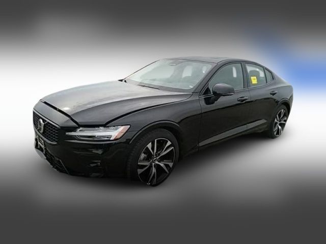 2024 Volvo S60 Plus Dark Theme