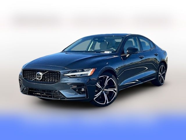 2024 Volvo S60 Plus Dark Theme