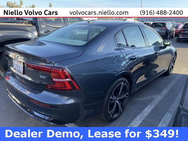 2024 Volvo S60 Plus Dark Theme