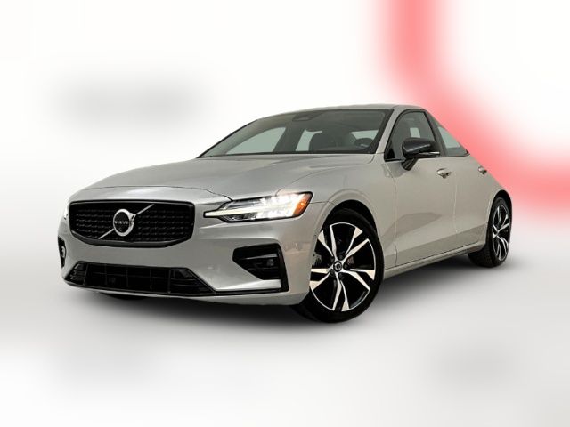 2024 Volvo S60 Plus Dark Theme