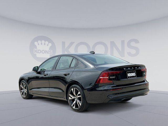 2024 Volvo S60 Plus Dark Theme