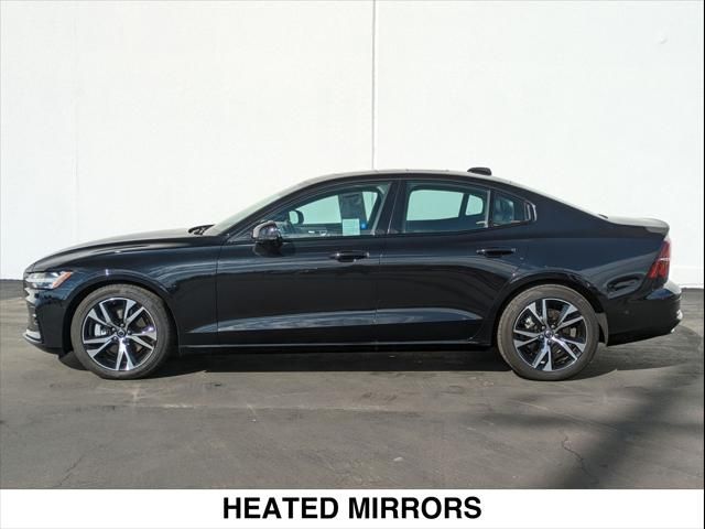 2024 Volvo S60 Plus Dark Theme