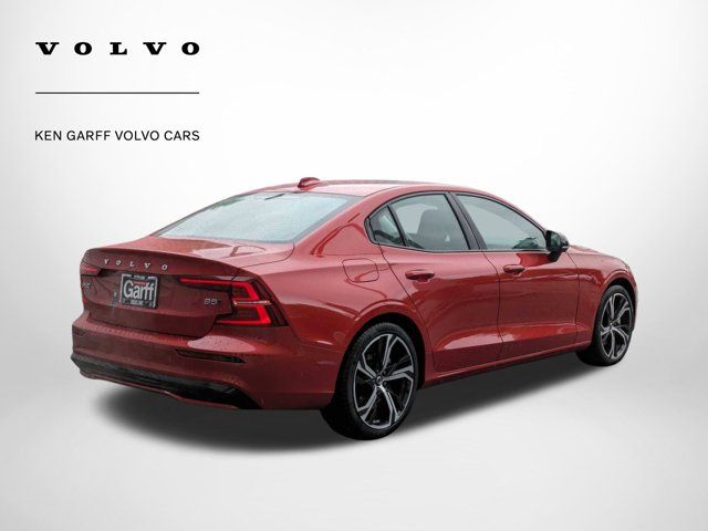 2024 Volvo S60 Plus Dark Theme