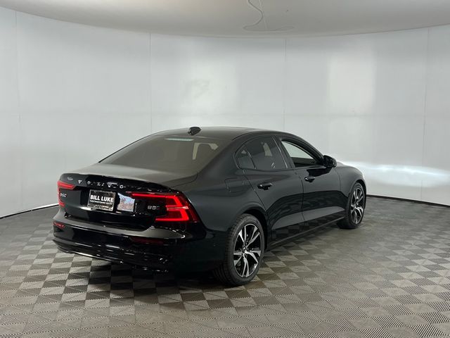 2024 Volvo S60 Plus Dark Theme