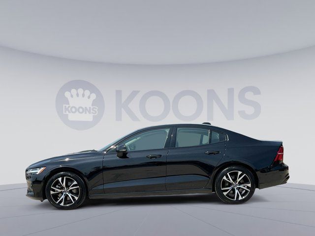 2024 Volvo S60 Plus Dark Theme