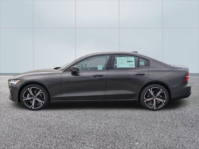 2024 Volvo S60 Plus Dark Theme