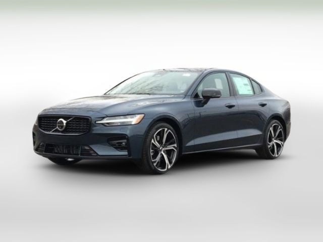 2024 Volvo S60 Plus Dark Theme