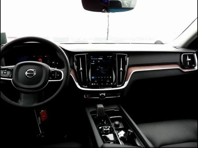 2024 Volvo S60 Plus Dark Theme