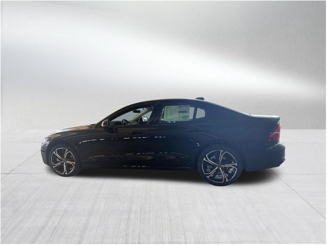 2024 Volvo S60 Plus Dark Theme