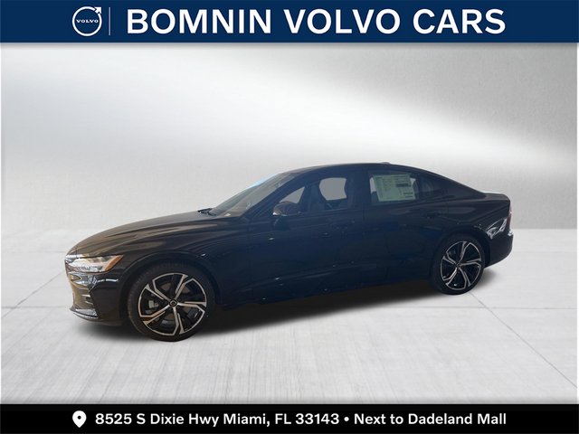 2024 Volvo S60 Plus Dark Theme