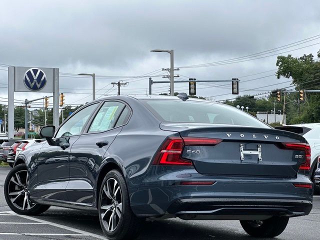 2024 Volvo S60 Plus Dark Theme