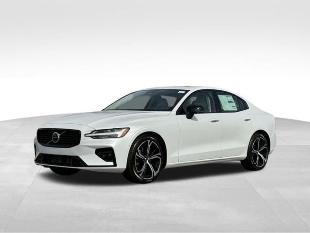 2024 Volvo S60 Plus Dark Theme