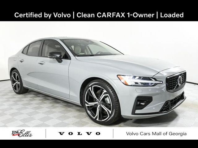 2024 Volvo S60 Plus Dark Theme