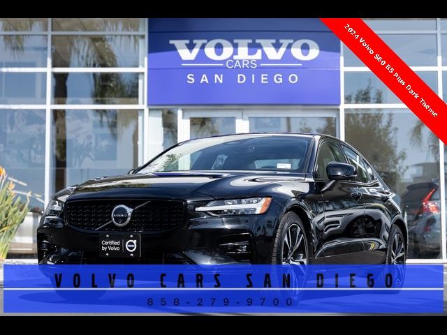 2024 Volvo S60 Plus Dark Theme