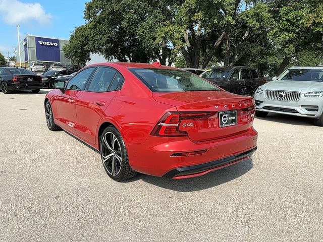 2024 Volvo S60 Ultimate Dark Theme