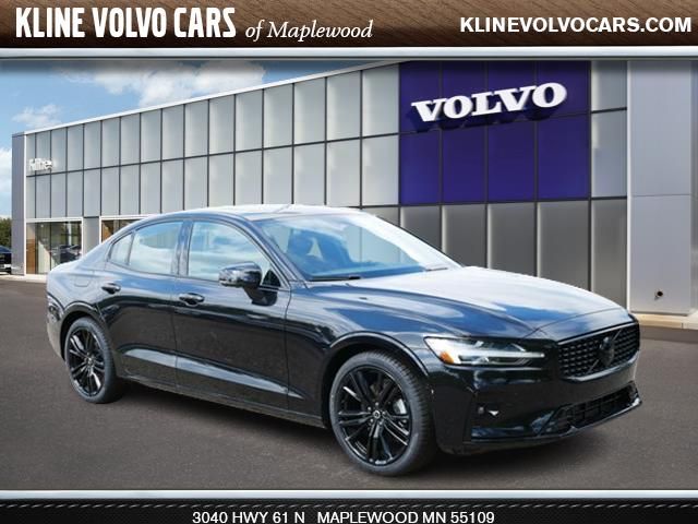 2024 Volvo S60 Plus Black Edition