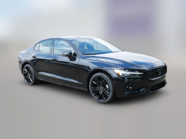 2024 Volvo S60 Plus Black Edition