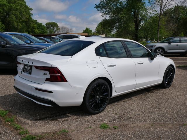 2024 Volvo S60 Plus Black Edition