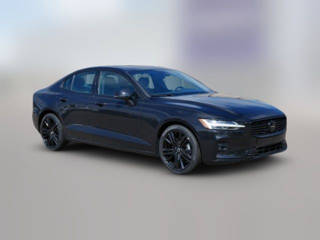 2024 Volvo S60 Plus Black Edition