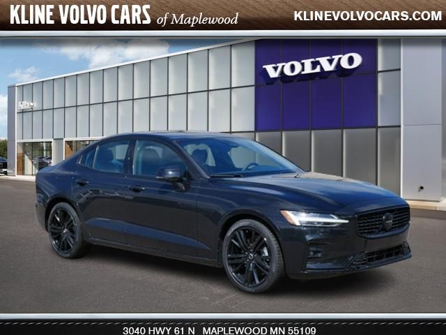 2024 Volvo S60 Plus Black Edition