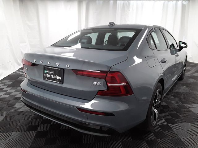 2024 Volvo S60 Core Dark Theme