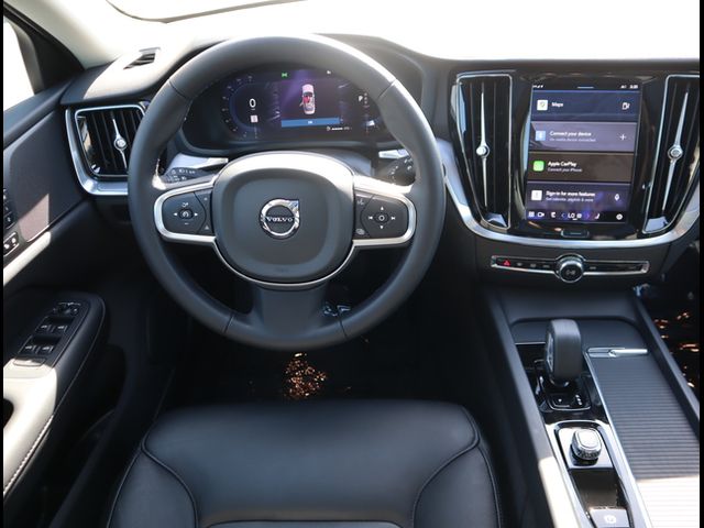 2024 Volvo S60 Core Dark Theme