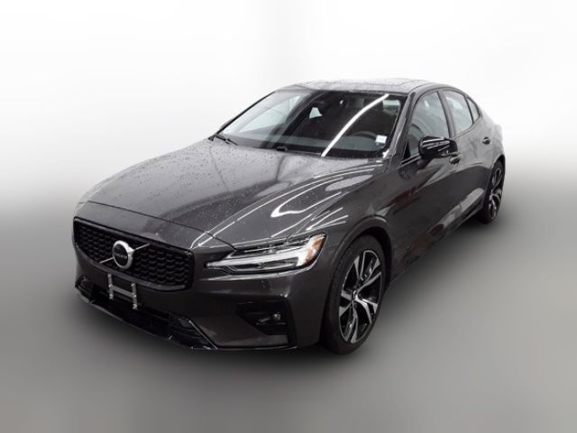 2024 Volvo S60 Core Dark Theme