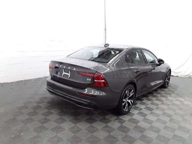 2024 Volvo S60 Core Dark Theme