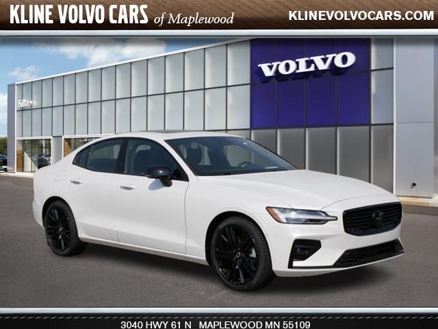 2024 Volvo S60 Plus Black Edition