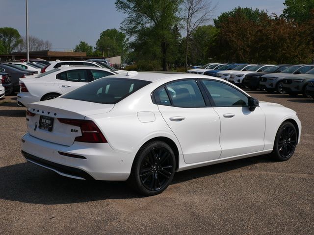 2024 Volvo S60 Plus Black Edition