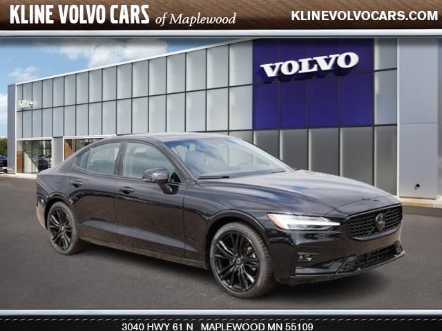 2024 Volvo S60 Plus Black Edition