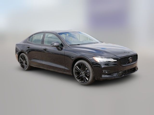 2024 Volvo S60 Plus Black Edition