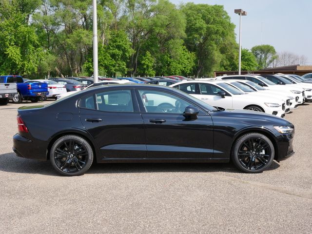 2024 Volvo S60 Plus Black Edition