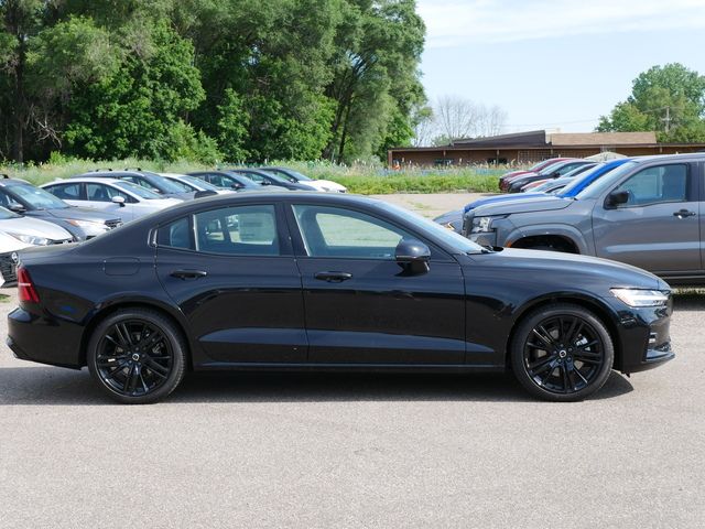 2024 Volvo S60 Plus Black Edition