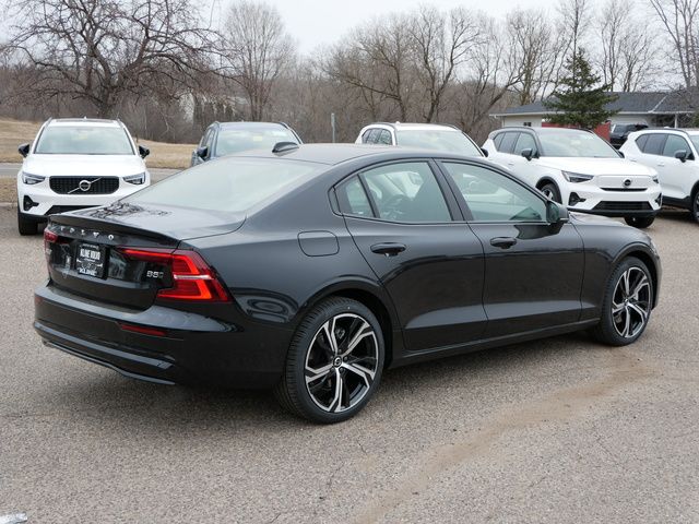 2024 Volvo S60 Plus Dark Theme