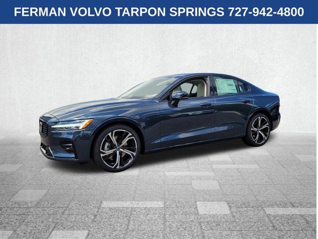 2024 Volvo S60 Core Dark Theme