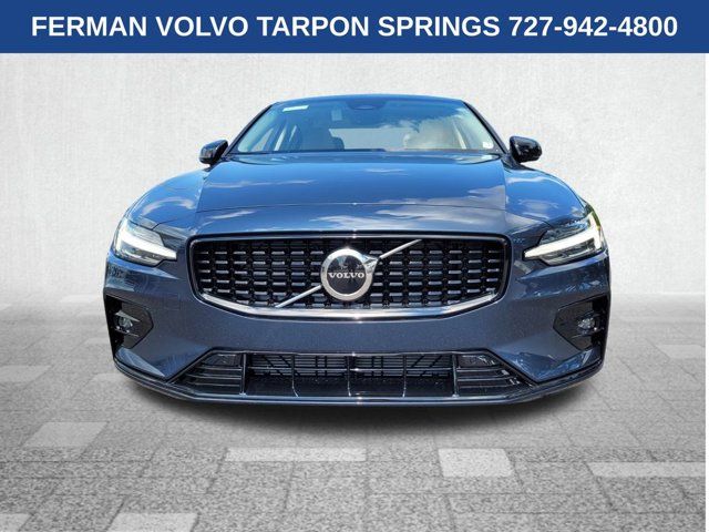 2024 Volvo S60 Core Dark Theme