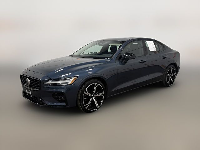 2024 Volvo S60 Core Dark Theme