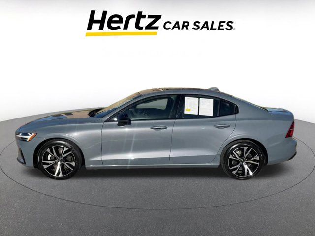 2024 Volvo S60 Core Dark Theme