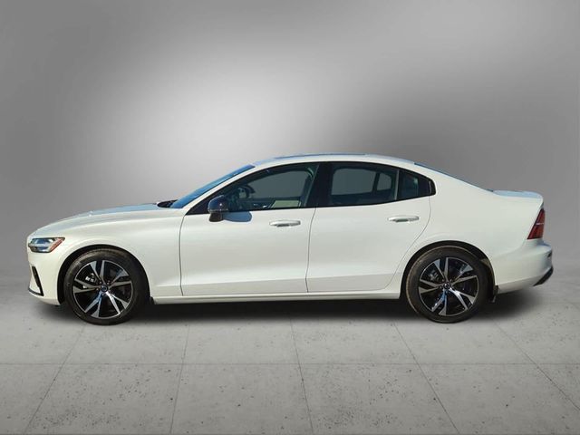 2024 Volvo S60 Core Dark Theme