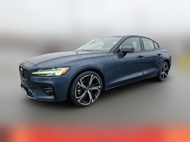 2024 Volvo S60 Core Dark Theme