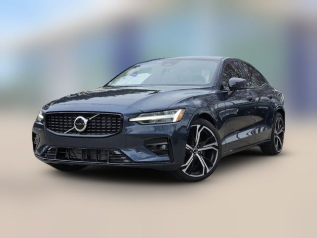 2024 Volvo S60 Core Dark Theme