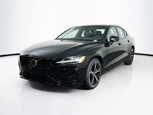 2024 Volvo S60 Core Dark Theme